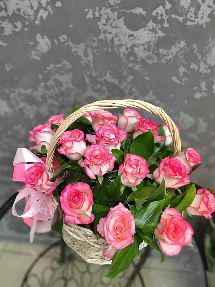 Цветочная композиция из Розы в корзине в Волгореченске