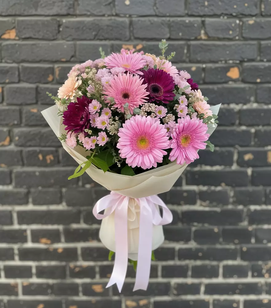 Букет цветов из: Герберы и Хризантемы в Волгореченске
