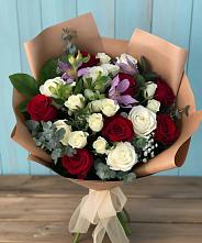 Букет цветов из:  Розы и Альстромерии в Волгореченске