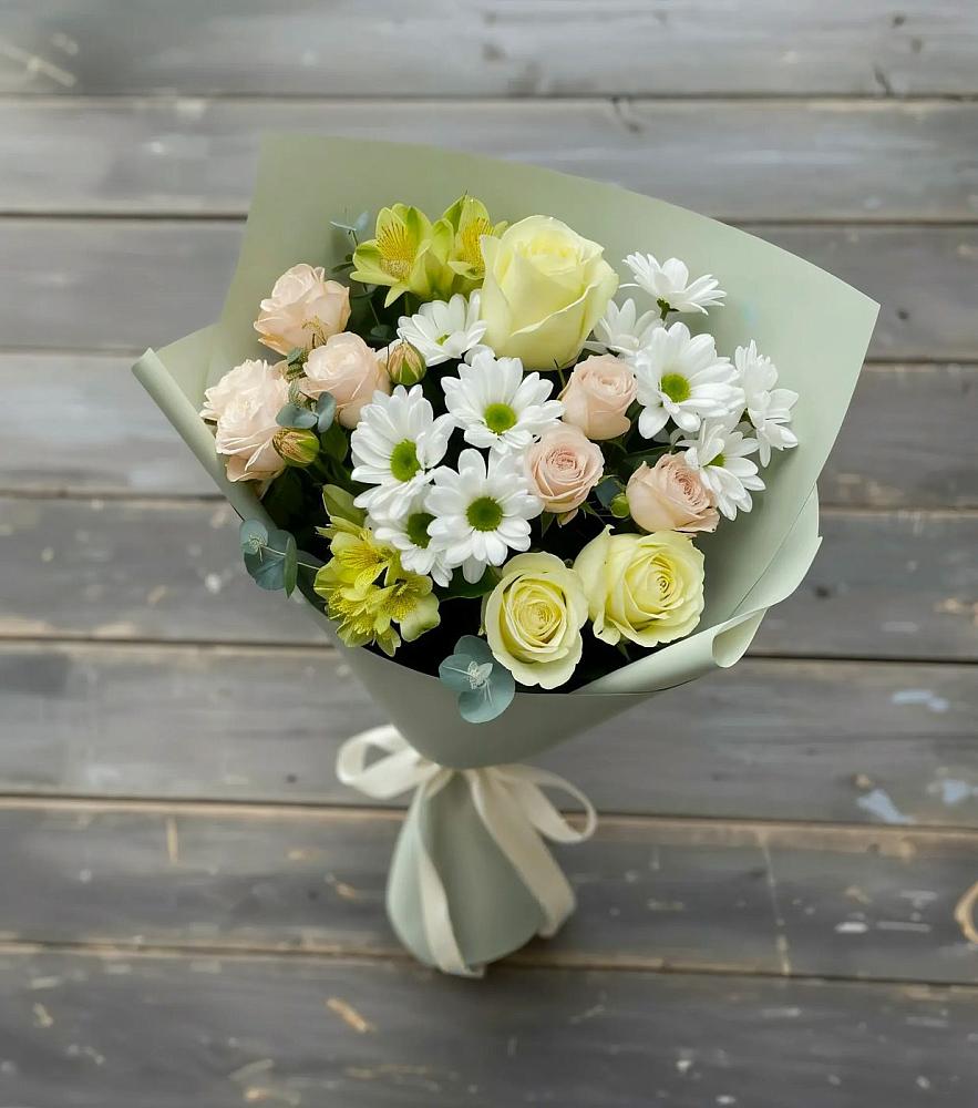 Букет цветов из: Альстромерии, Розы и Хризантемы в Волгореченске