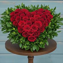 Цветочная композиция из Розы в виде сердца #REPLACE_PRED# Волгореченске