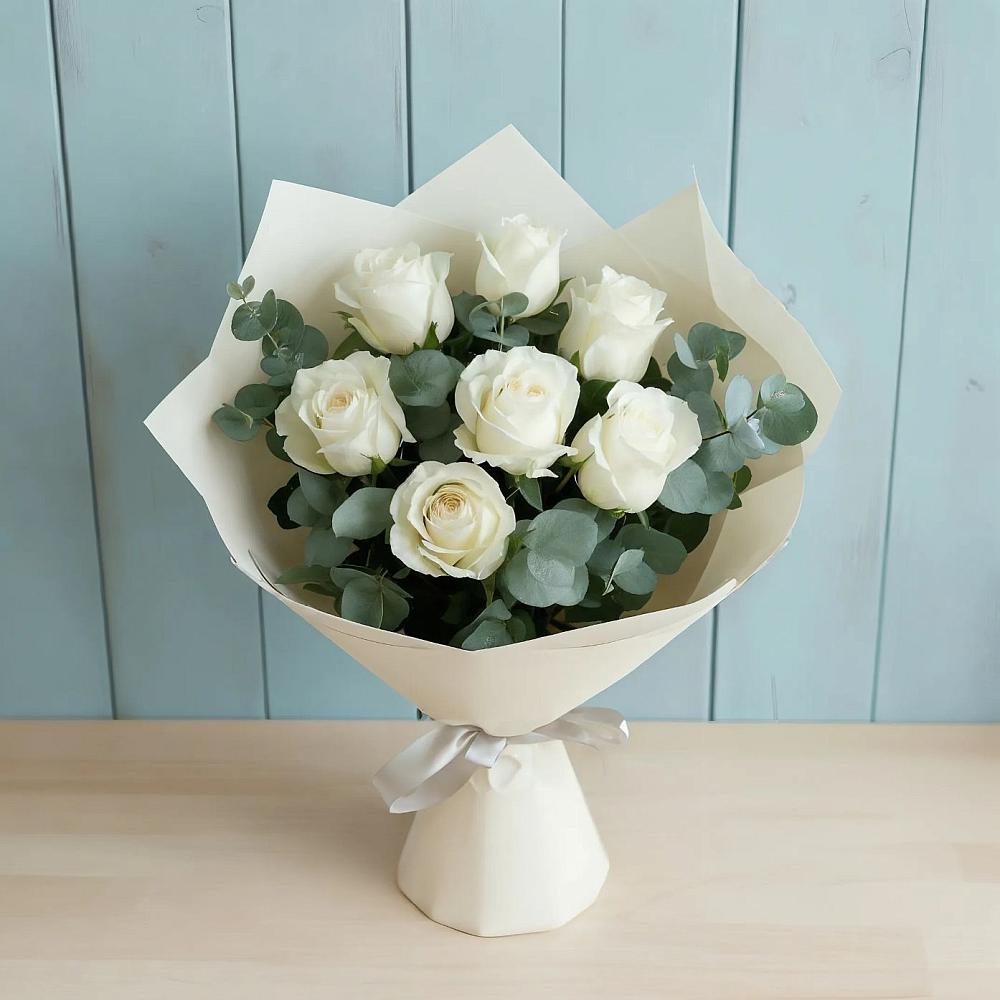 Букет Белые розы в Эвкалипте в Волгореченске