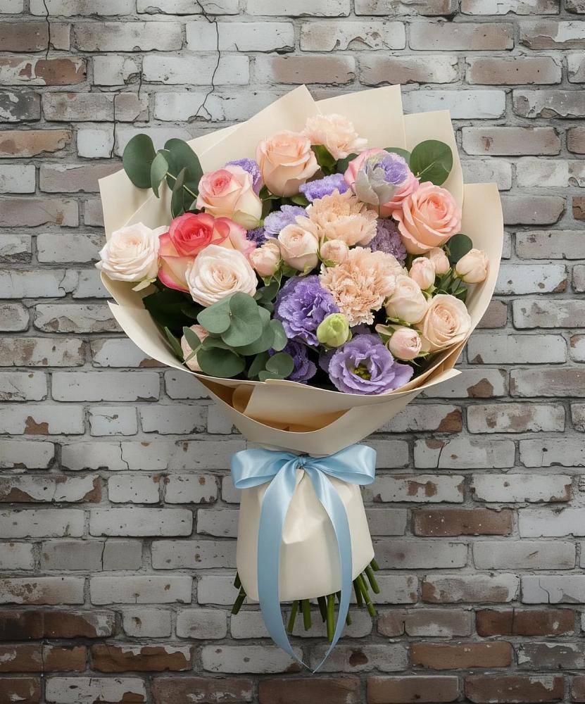 Букет цветов из: Розы, Лизиантусы и Гвоздики в Волгореченске