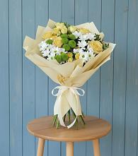 Букет цветов из:  Хризантемы и Розы в Волгореченске