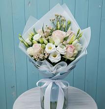 Букет цветов из:  Розы и Лизиантусы в Волгореченске