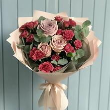 Букет цветов из:  Гвоздики и Розы в Волгореченске