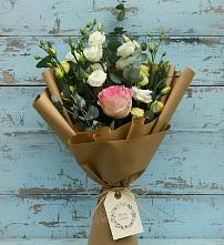 Букет цветов из:  Розы и Лизиантусы в Волгореченске