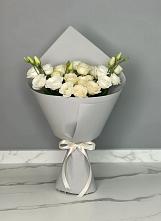 Букет цветов из:  Розы и Лизиантусы в Волгореченске